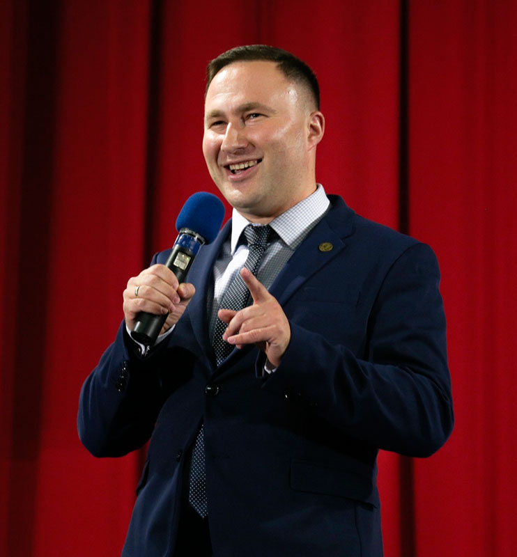 Леонов Павел Юрьевич
